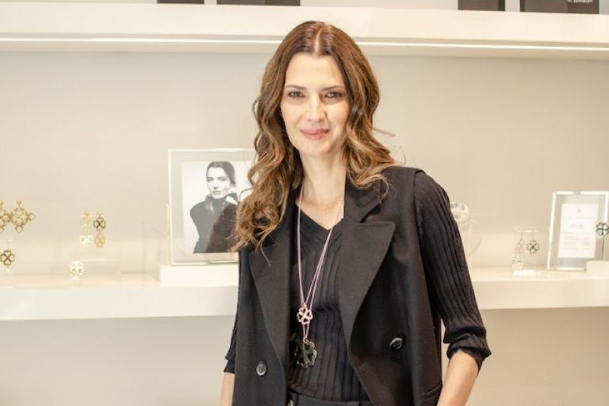 Aline Bortoloti usa su creatividad para una buena causa